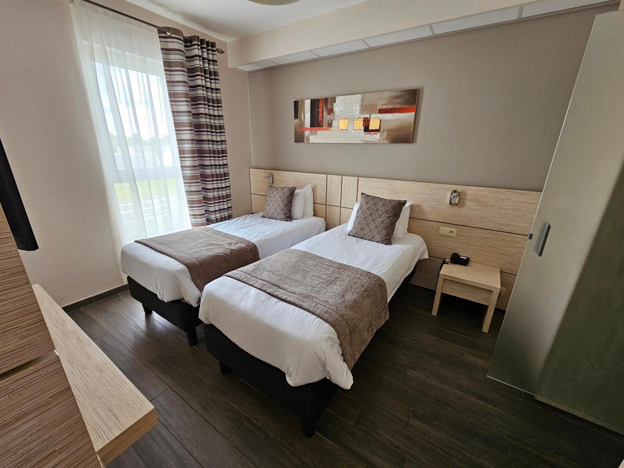 Ibis Styles Charleroi Airport Aero 44 Hotel Exterior photo